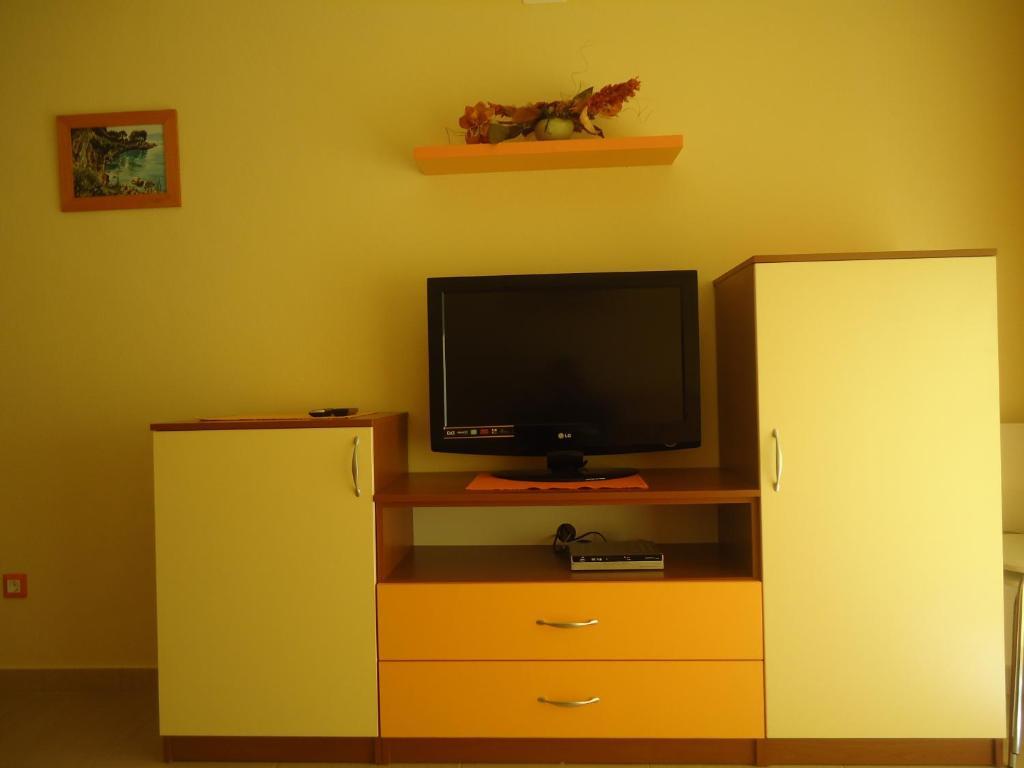 Villa Grgo Apartments Tucepi Bilik gambar