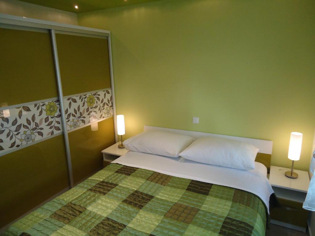 Villa Grgo Apartments Tucepi Bilik gambar