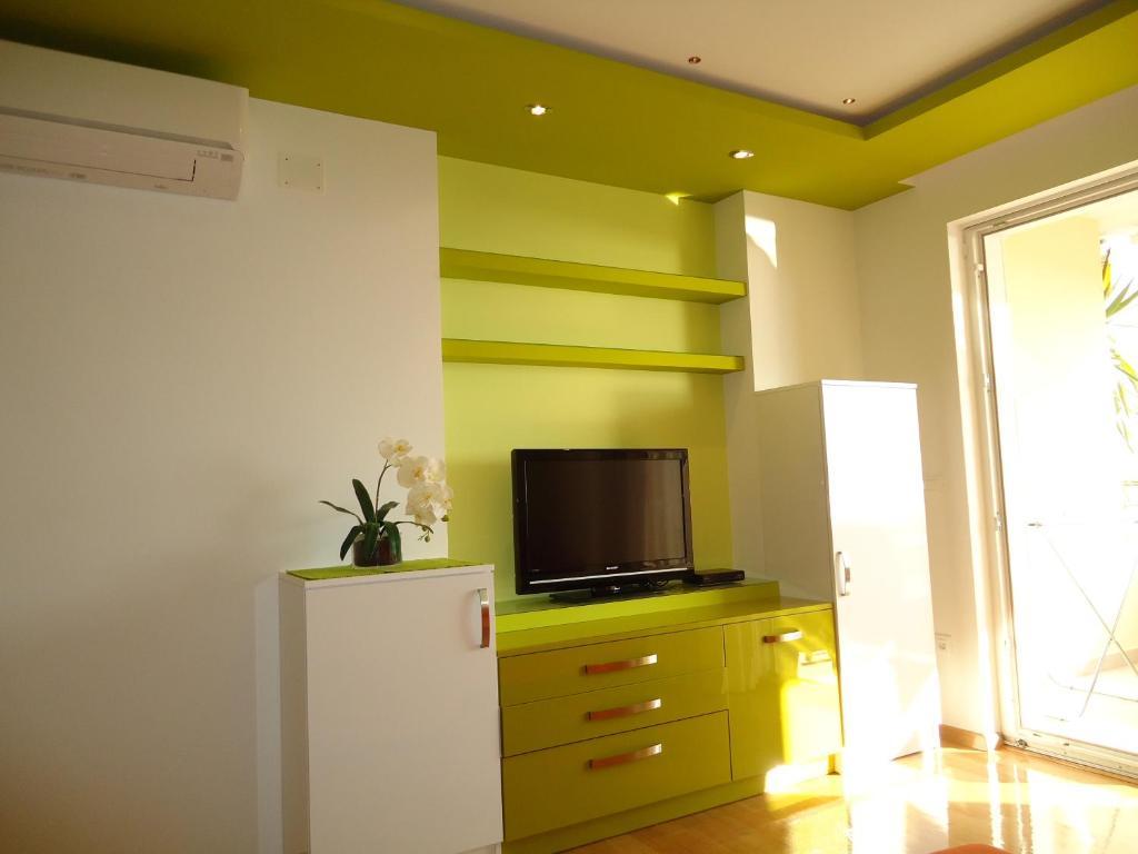 Villa Grgo Apartments Tucepi Bilik gambar