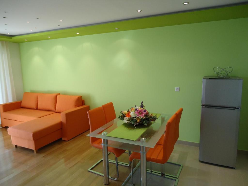 Villa Grgo Apartments Tucepi Bilik gambar