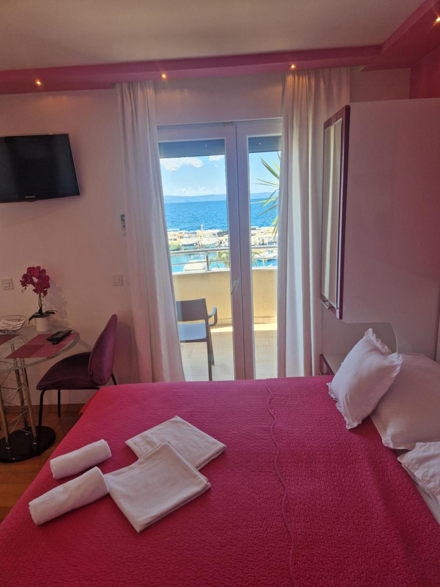 Villa Grgo Apartments Tucepi Luaran gambar